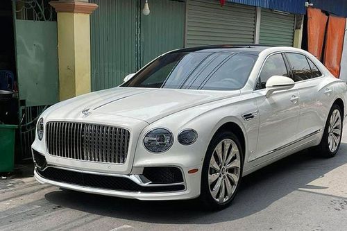 Đại gia Hải Phòng tậu Bentley Flying Spur V8 giá không dưới 20 tỷ đồng