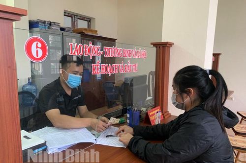 Thành phố Ninh Bình khẩn trương hỗ trợ người dân bị ảnh hưởng bởi dịch COVID-19