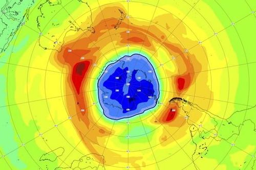 Lỗ thủng tầng ozone trên Nam Cực lớn bất thường