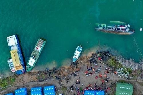 Lật tàu chở học sinh ở Trung Quốc, ít nhất 9 người thiệt mạng