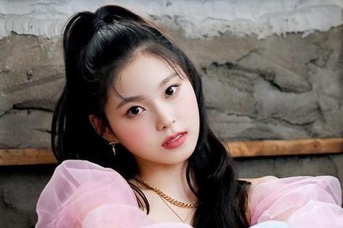 JYP thả 'thính' về nhóm nữ mới: Phép màu 'em út gánh visual' sẽ tiếp tục ứng nghiệm?