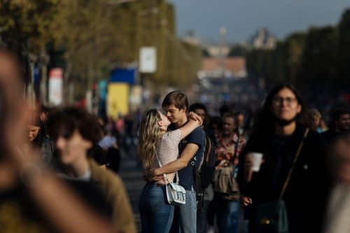 Người dân Paris đổ ra đường mừng ngày 'không ôtô'
