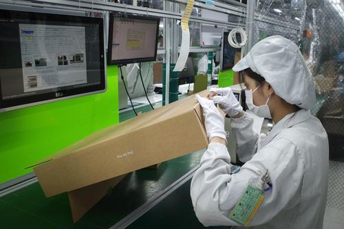 Bắc Giang: Doanh nghiệp trong khu công nghiệp chỉ được tuyển dụng lao động ở 'vùng xanh'