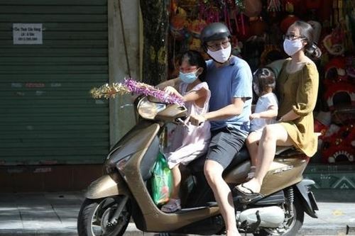 Mùa Trung Thu lặng lẽ, vắng bóng đèn ông sao tại Hà Nội