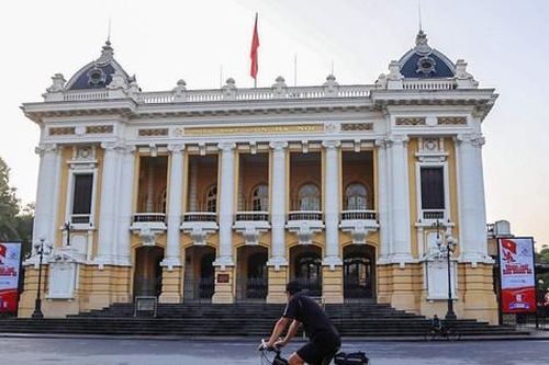 Hà Nội bỏ quy định giấy đi đường, nới lỏng nhiều hoạt động từ 21/9
