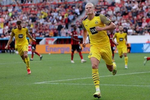 Haaland ghi bàn thứ 11 sau 7 trận, Dortmund áp sát Bayern