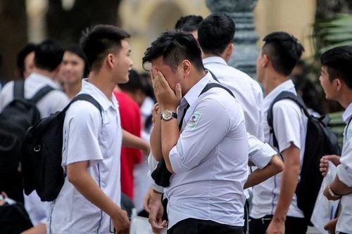 Nhiều thí sinh đạt từ 29,5 điểm trở lên trượt đại học là bình thường hay bất thường?