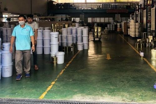 Đơn giản hóa điều kiện sản xuất, kinh doanh hóa chất