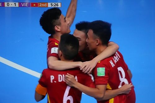 Cầm hòa đội tuyển Cộng hòa Séc, đội tuyển Việt Nam vào vòng 1/8 FIFA Futsal World Cup 2021