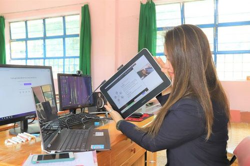 Mấy vấn đề về dạy và học trực tuyến hiện nay