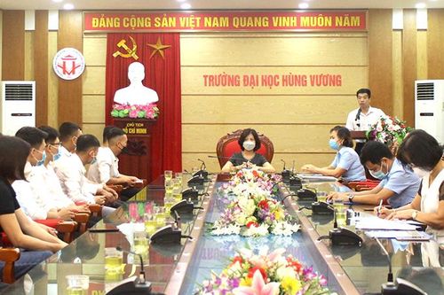 Sinh viên tốt nghiệp Trường đại học Hùng Vương tham gia đào tạo sĩ quan dự bị năm 2021