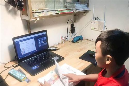 'Sóng và máy tính cho em', cho sự học tiếp nối…
