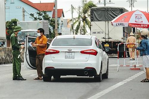 Huy động hơn 160 cán bộ, chiến sĩ trực chốt phòng, chống COVID-19 tại thành phố Đông Hà