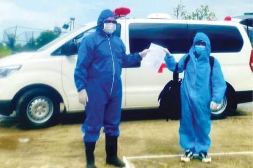 Y tế - Sức khỏe Tuân thủ 5K, không hoang mang với ca COVID-19 'tái' dương tính