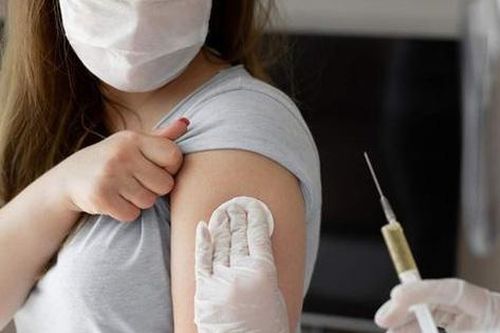 Vaccine COVID-19 ảnh hưởng đến chu kỳ kinh nguyệt?