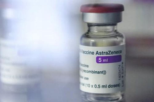 Bộ Y tế trả lời về đề xuất rút ngắn khoảng cách tiêm mũi 2 vaccine AstraZeneca với người đã tiêm mũi 1