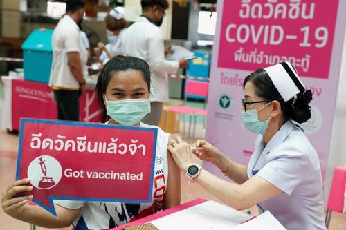 Thái Lan áp dụng kỹ thuật tiêm vaccine ngừa Covid-19 mới