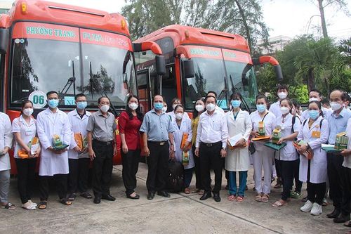 41 cán bộ y tế Bến Tre hỗ trợ TP Hồ Chí Minh phòng, chống dịch Covid-19