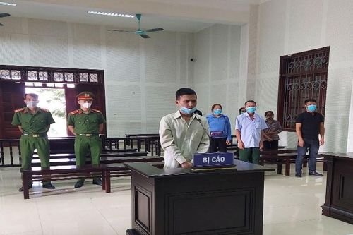 Đối tượng giết người sau mâu thuẫn khi đi hát karaoke lĩnh án