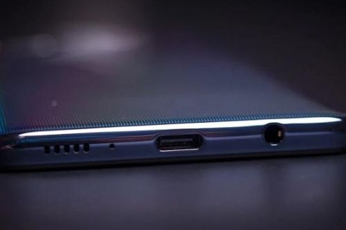 Nhiều điện thoại Galaxy dòng A và M gặp lỗi bị treo và tự khởi động lại
