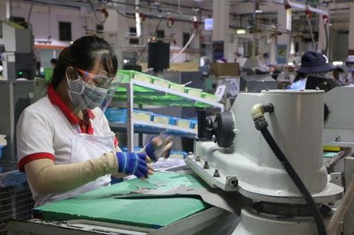 Lo vốn ngoại rời đi, cần làm gì để giữ chân doanh nghiệp FDI?