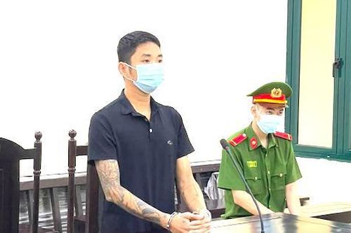 Đối tượng đánh cán bộ trực chốt COVID-19 lĩnh 12 tháng tù