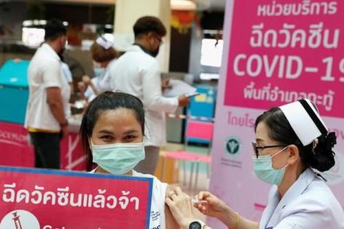 Thái Lan triển khai tiêm vắc-xin COVID-19 dưới da, một liều tiêm được 5 mũi