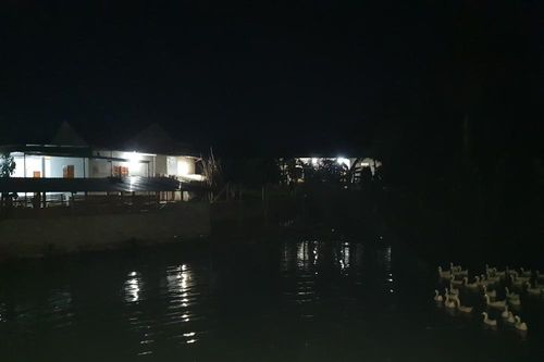 Thêm 1 bé trai đuối nước ngay trong ao nhà