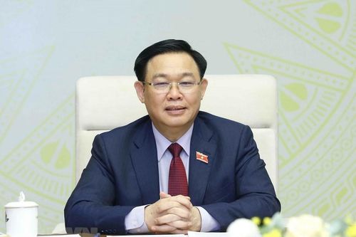Nghị quyết về việc điều động nhân sự làm nhiệm vụ Trợ lý Chủ tịch QH