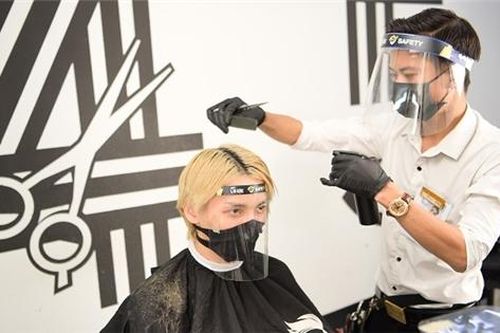 Hà Nội cho phép nhiều dịch vụ, hoạt động mở cửa trở lại