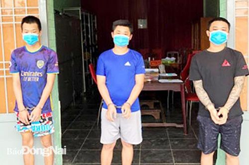 Bắt nhiều đối tượng truy nã trong thời gian giãn cách xã hội