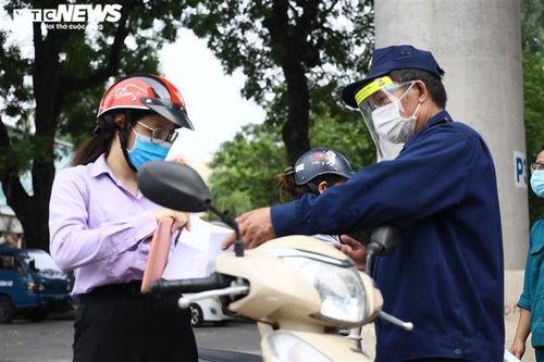 Người từ tỉnh thành khác vào Hà Nội cần điều kiện gì?