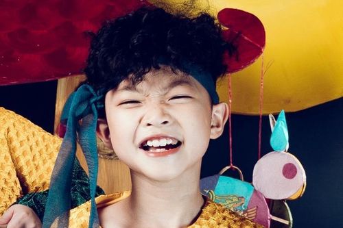 Cháu trai ca sĩ Ngọc Sơn hóa chú Cuội trong bộ ảnh đón Trung thu 2021