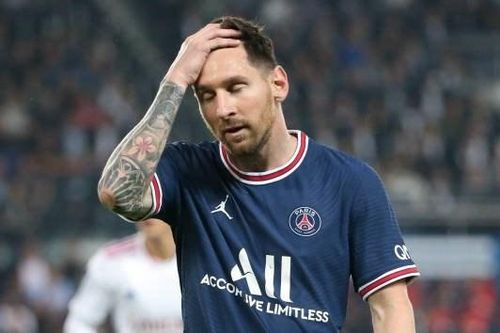 Messi 'gặp hạn' tại PSG: Dính chấn thương còn bị chê lười biếng