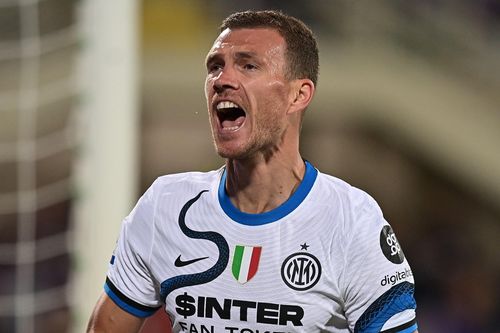 Inter Milan trở lại ngôi đầu ở Serie A 2021/22