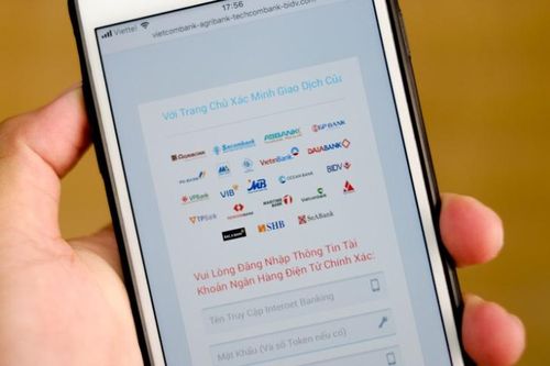Báo mất gần 400 triệu sau khi bấm vào đường link lạ