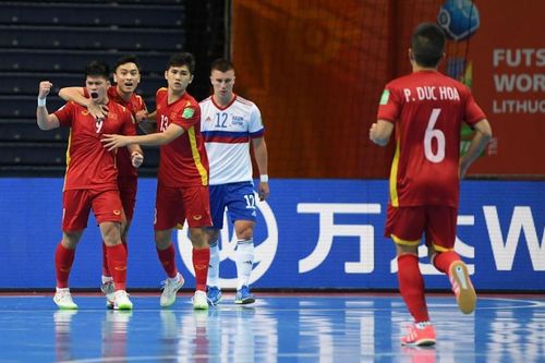 ĐT futsal Nga 3 - 2 ĐT futsal Việt Nam: Tinh thần quả cảm của Việt Nam