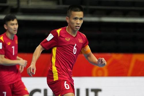 Futsal Việt Nam chơi 'power play', cống hiến đến phút cuối
