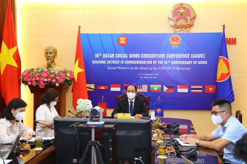 Công tác xã hội 'góp sức' ứng phó đại dịch COVID-19