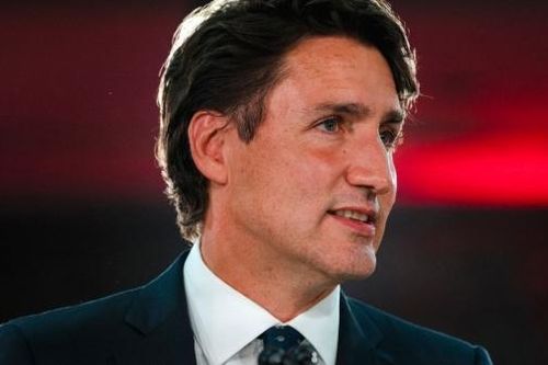 Bầu cử Canada: Vạch áo cho người xem lưng