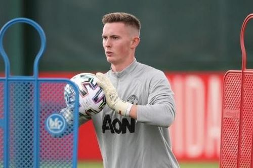 Man Utd: Thủ môn trẻ Dean Henderson tính đường ra đi; trọng tài sai khi không cho Ronaldo hưởng phạt đền