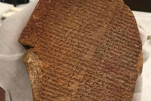 Mỹ trả lại máy tính bảng cổ 3.500 tuổi cho Iraq