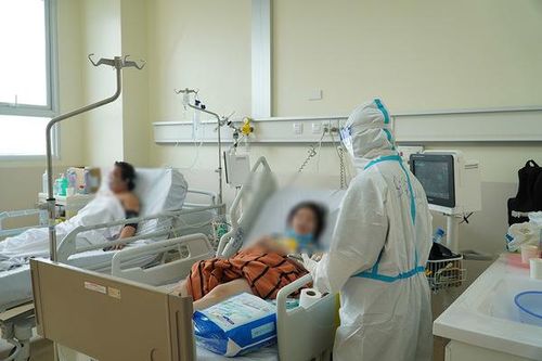 Sở Y tế TP.HCM đề nghị cho bệnh viện tư thu phí bệnh nhân Covid-19