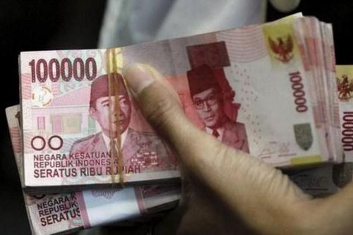 Indonesia chật vật với việc kiểm soát 'núi nợ' ngân sách