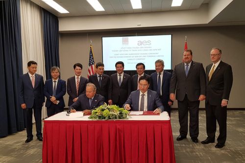 Bộ trưởng Nguyễn Hồng Diên làm việc với tập đoàn AES của Hoa Kỳ
