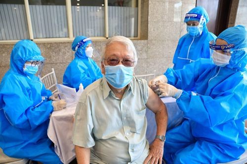 Thủ tướng: 'Không được thu phí tiêm chủng hay bất kỳ biểu hiện trục lợi nào khác trong tiêm vaccine phòng COVID-19 cho người dân'