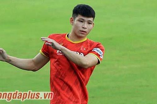 ĐT Việt Nam thử phương án thay Văn Hậu