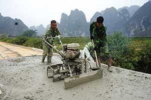 Thực hiện đề án giao thông nông thôn năm 2021: Gỡ khó cho các công trình đường trục xãTin khácĐể mọi trẻ em đều vui Tết Trung thuAn toàn thực phẩm Tết Trung thu: Kiểm soát chặt, tuyên truyền mạnh