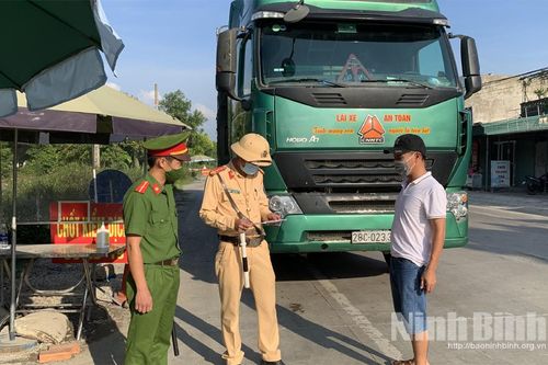Công an Gia Viễn tăng cường công tác phòng, chống dịch