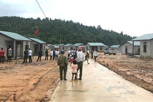 45 hộ dân xã Hướng Sơn đã về nơi ở mới tại khu tái định cư thôn Ra Ly - Rào